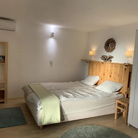 Fuer 2 Personen Ca 25 Qm In Njivice, Kvarner Bucht Krk - B62574