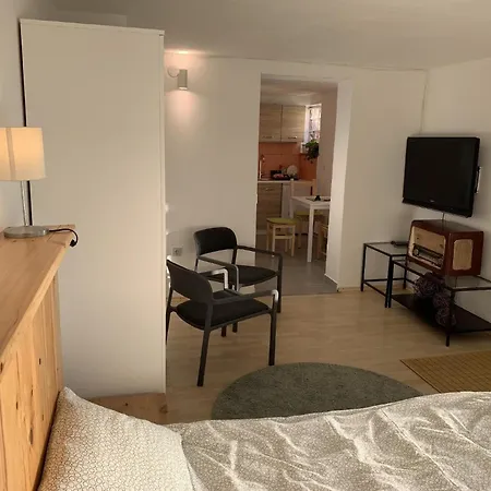 Fuer 2 Personen Ca 25 Qm In Njivice, Kvarner Bucht Krk - B62574 *